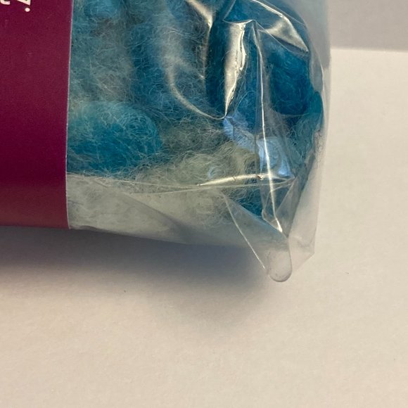 24 Dimensions FeltWorks 100% Wool Turquoise Curly Roving 0.25oz Needle Felting - Picture 13 of 15